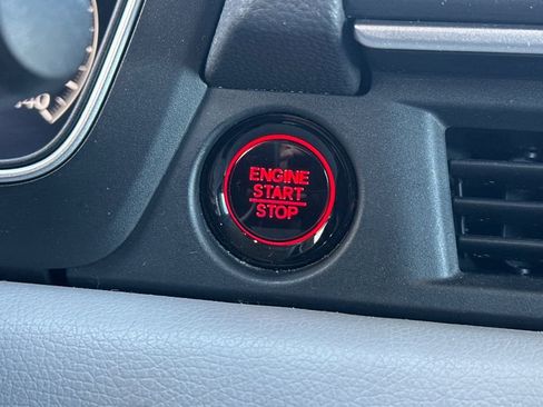 Used 2023 Honda Pilot LX image 20