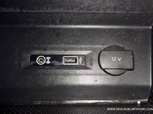 Used 2018 Volkswagen Atlas SE image 16