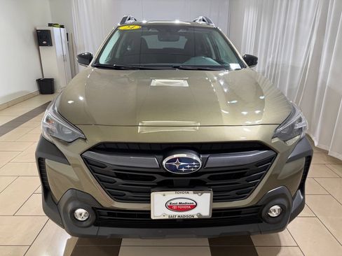 Used 2024 Subaru Outback Premium AWD/4WD image 8