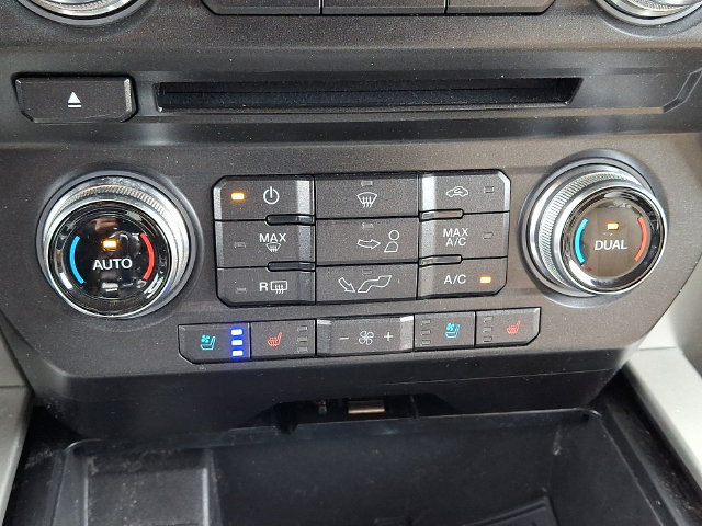 Used 2018 Ford F150 Lariat w/ Equipment Group 502A Luxury AWD/4WD image 15