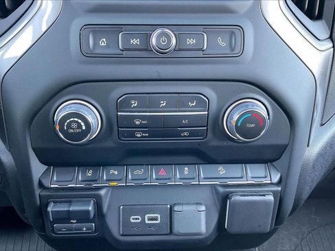 Used 2024 Chevrolet Silverado 2500 Custom w/ Custom Convenience Package image 18