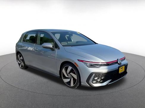 Used 2026 Volkswagen Golf S FWD image 2