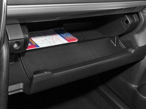 Used 2013 Toyota Camry LE image 18