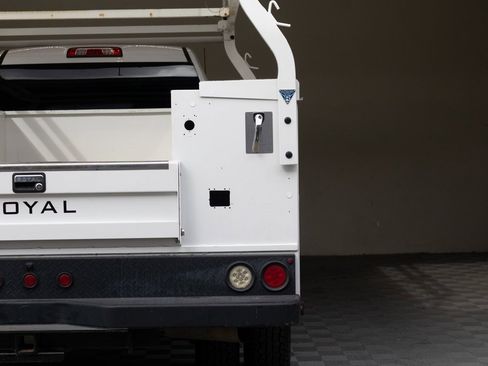 Used 2021 Chevrolet Silverado 3500 W/T w/ WT Convenience Package image 8