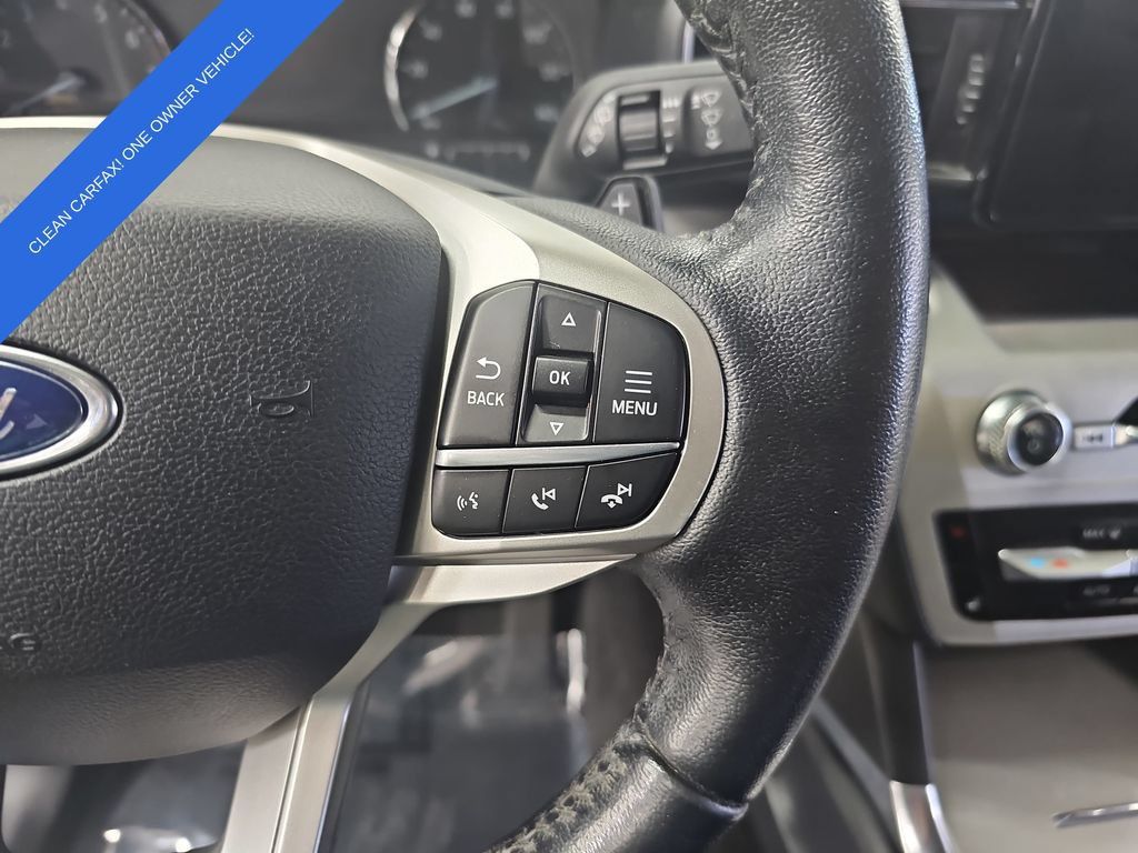 Used 2020 Ford Explorer XLT w/ Equipment Group 202A AWD/4WD image 19