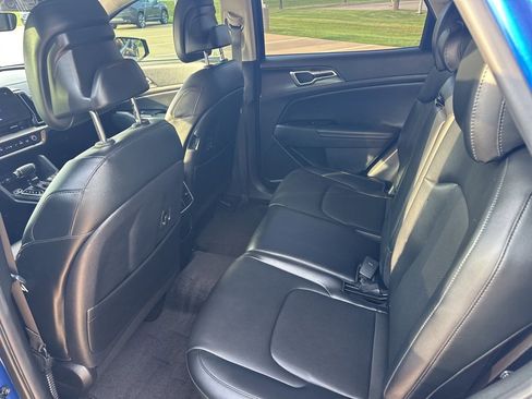 Used 2023 Kia Sportage EX image 12