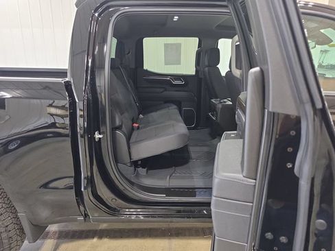 Used 2025 Chevrolet Silverado 1500 RST AWD/4WD image 27