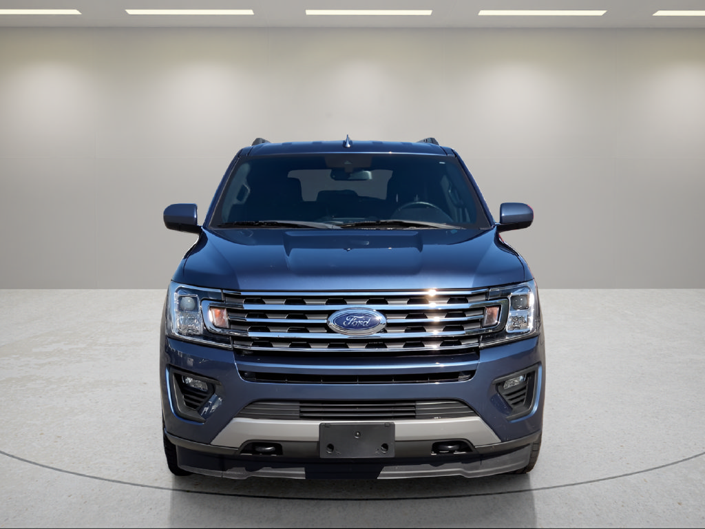 Used 2020 Ford Expedition XLT AWD/4WD image 2