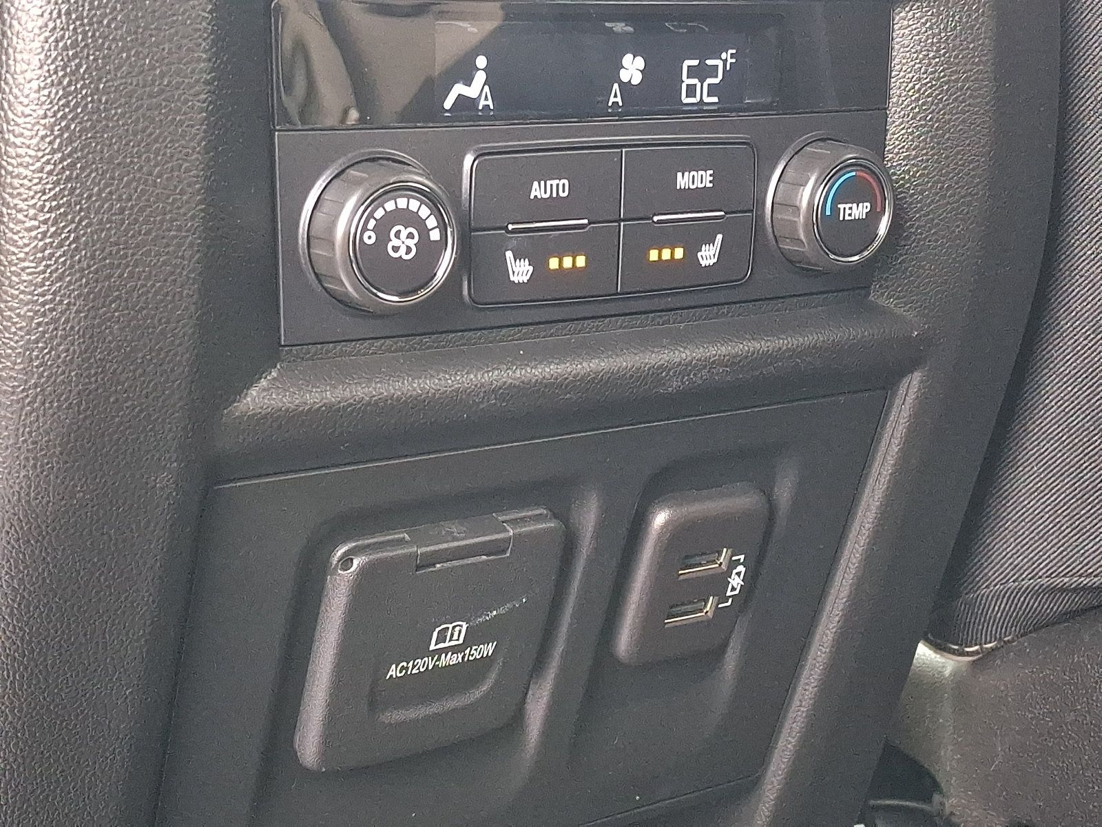 Certified 2023 Chevrolet Traverse Premier FWD image 12
