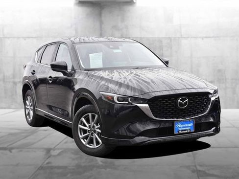 Used 2025 MAZDA CX-5 AWD 2.5 S w/ Preferred Package image 2