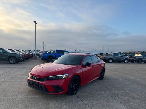 Used 2024 Honda Civic Sport image 8