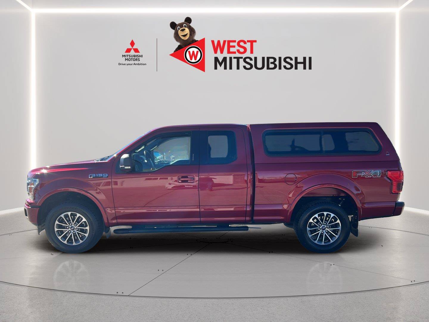 Used 2019 Ford F150 XLT w/ Equipment Group 302A Luxury AWD/4WD image 3