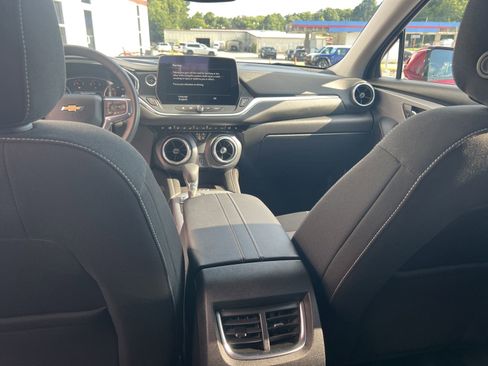 Used 2023 Chevrolet Blazer LT w/ Convenience Package image 22