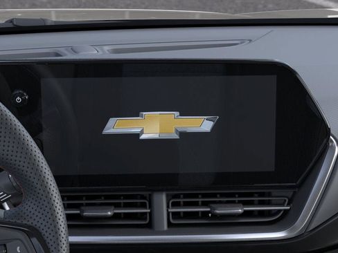 New 2026 Chevrolet Trax RS w/ Sunroof Package image 20