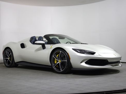 Certified 2025 Ferrari 296 GTS image 4