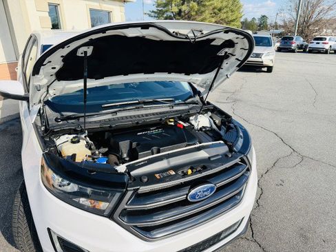 Used 2016 Ford Edge Sport image 21