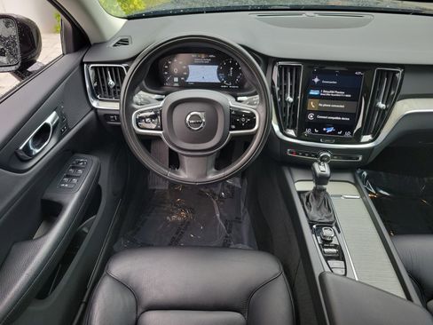 Used 2021 Volvo V60 T5 Cross Country w/ Climate Package AWD/4WD image 15