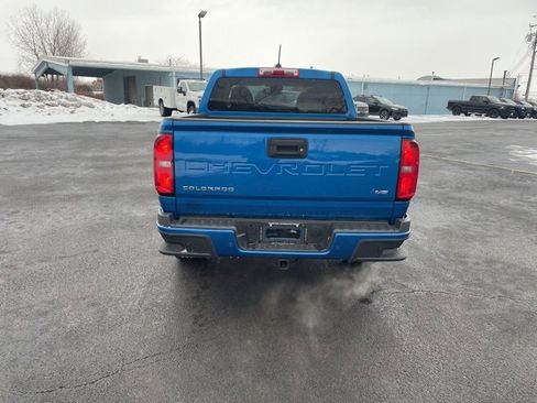 Used 2022 Chevrolet Colorado LT w/ Safety Package image 10