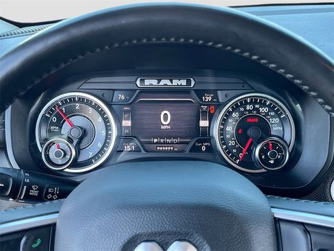Certified 2022 RAM 1500 Laramie image 12