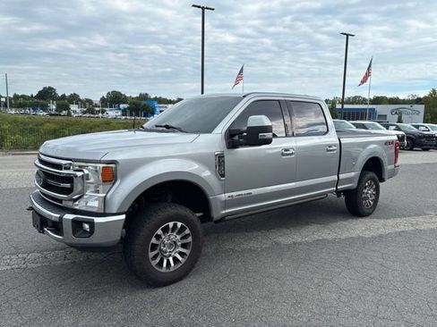 Used 2020 Ford F250 Lariat w/ Lariat Ultimate Package AWD/4WD image 4