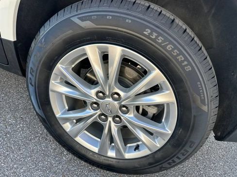 Used 2022 Cadillac XT5 Luxury AWD/4WD image 26