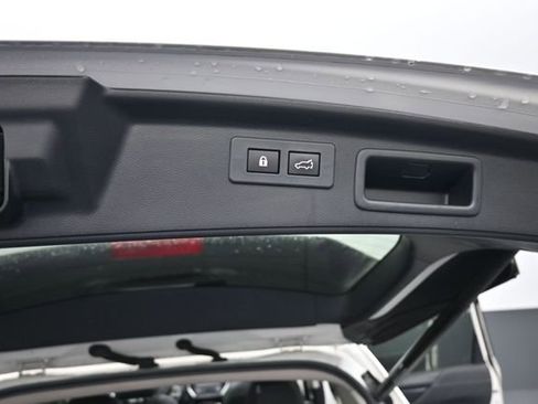 Used 2019 Subaru Forester Limited AWD/4WD image 7