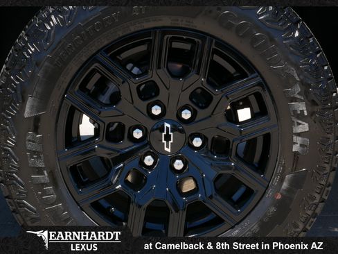Used 2025 Chevrolet Colorado Trail Boss AWD/4WD image 23