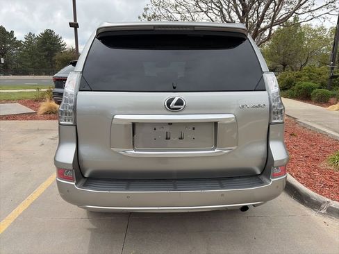 Certified 2023 Lexus GX 460 Premium w/ Premium Package AWD/4WD image 9