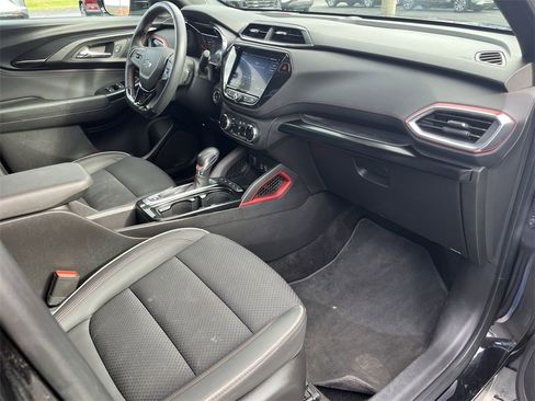 Certified 2023 Chevrolet TrailBlazer RS w/ Convenience Package image 27