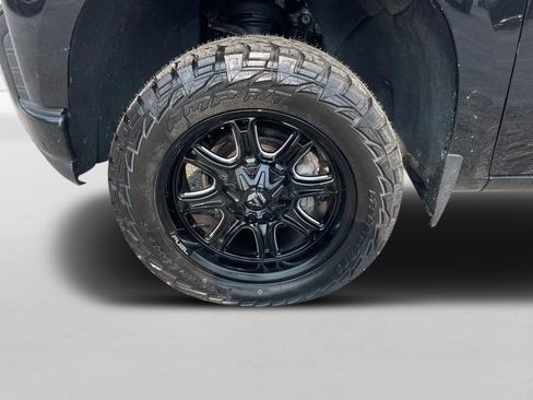 Used 2021 Chevrolet Silverado 1500 Custom Trail Boss AWD/4WD image 13