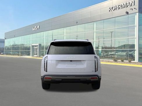 New 2027 Kia Telluride S image 5