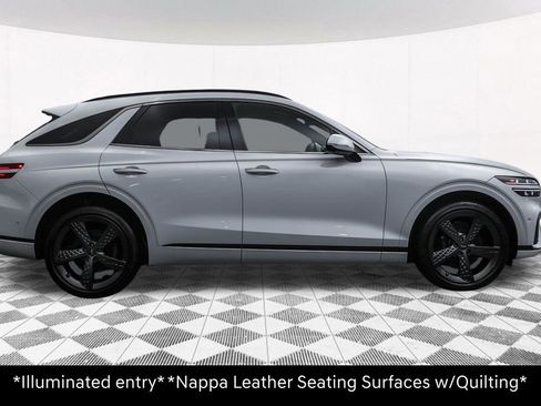 Used 2025 Genesis GV70 3.5T Sport w/ Sport Advanced Package image 19