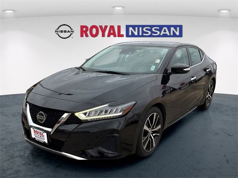 Used 2021 Nissan Maxima 3.5 SV w/ Floor Mat Group image 3