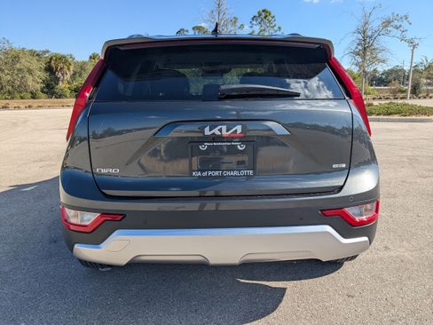 New 2026 Kia Niro EX image 6