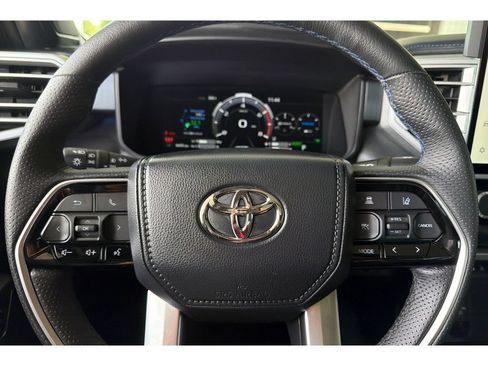 Used 2023 Toyota Tundra Platinum w/ Advanced Package AWD/4WD image 24