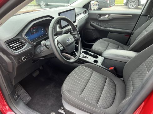 Used 2023 Ford Escape Active w/ Tech Pack #2 image 9