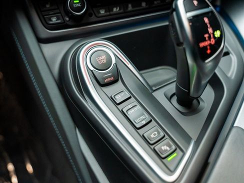 Used 2015 BMW i8 image 48