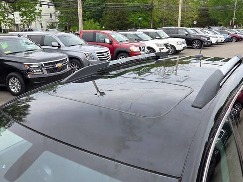 Used 2017 GMC Acadia SLT w/ LPO, Floor Liner Package AWD/4WD image 22