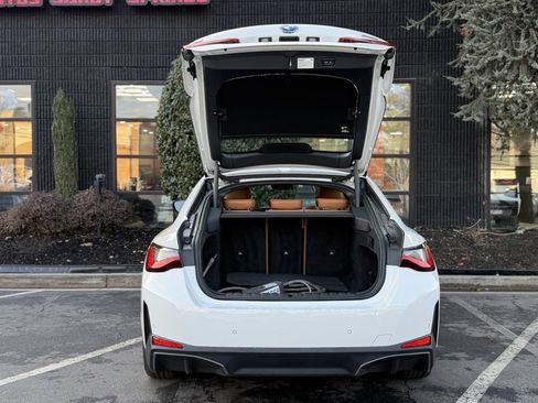 Used 2023 BMW i4 eDrive35 image 17