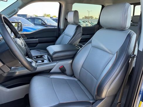 Used 2025 Ford F150 Lariat w/ Equipment Group 501A Mid AWD/4WD image 9