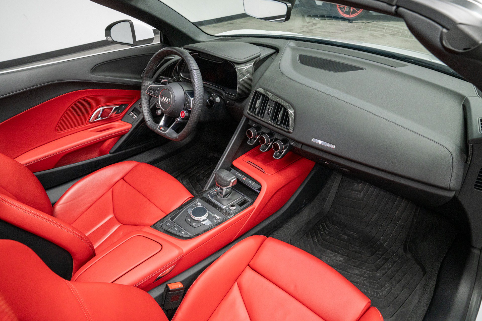 Used 2023 Audi R8 V10 performance RWD image 13