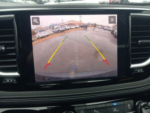 New 2026 Chrysler Pacifica Limited image 10