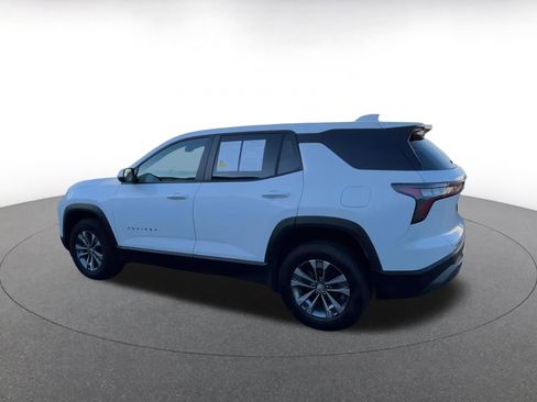 Used 2025 Chevrolet Equinox LT image 10