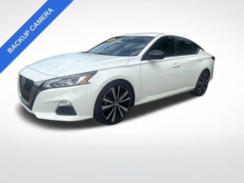 Used 2022 Nissan Altima 2.5 SR FWD image 7