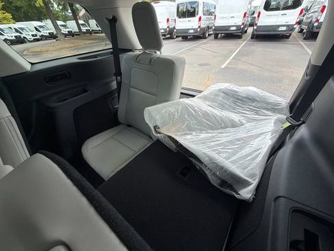 New 2026 Lincoln Aviator 2WD w/ Jet Appearance Package image 22