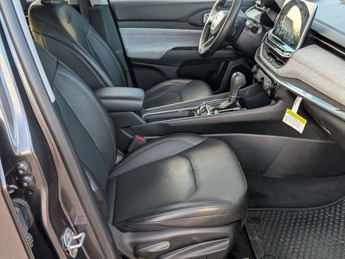 Used 2022 Jeep Compass Latitude w/ Sun and Sound Group image 38