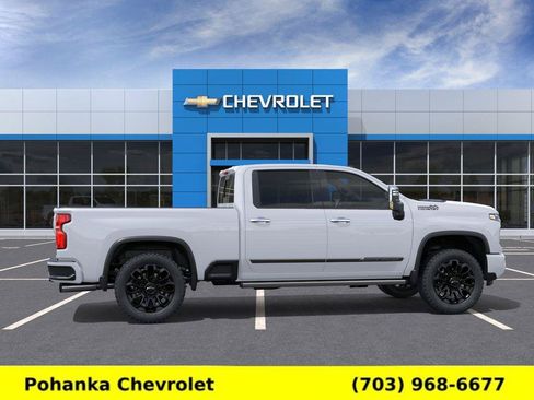 New 2026 Chevrolet Silverado 2500 High Country w/ High Country Premium Package AWD/4WD image 5