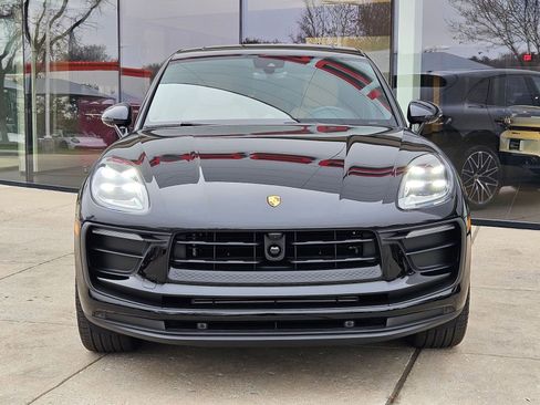 New 2026 Porsche Macan image 6