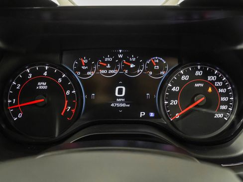Used 2018 Chevrolet Camaro SS image 29