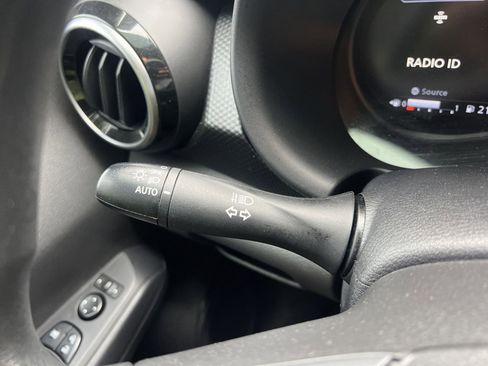 Certified 2023 Nissan Kicks SV FWD image 10